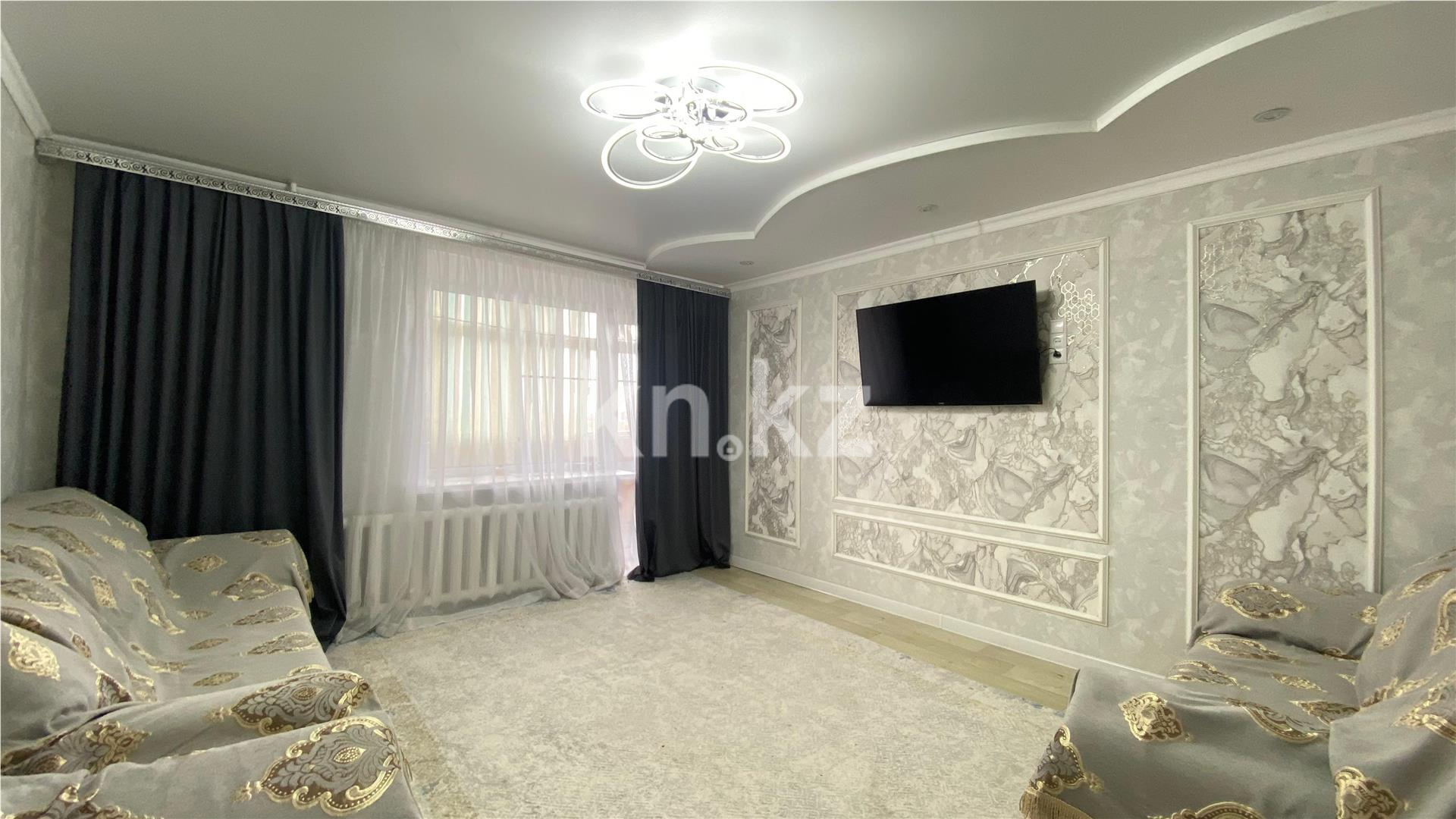 Продажа 4-комнатной квартиры, 76 м², пр. Республики в Караганде