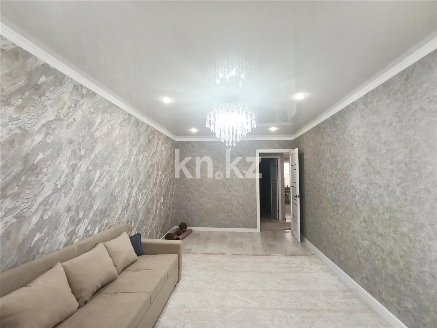 Продажа 2-комнатной квартиры, 47 м², 15 мкр. в Караганде - фото 4