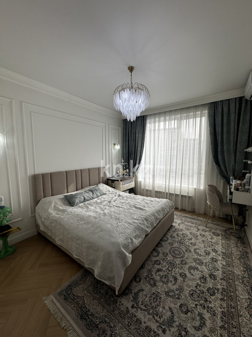 Продажа 3-комнатной квартиры, 111 м², ул. Утеген батыра в Алматы - фото 11