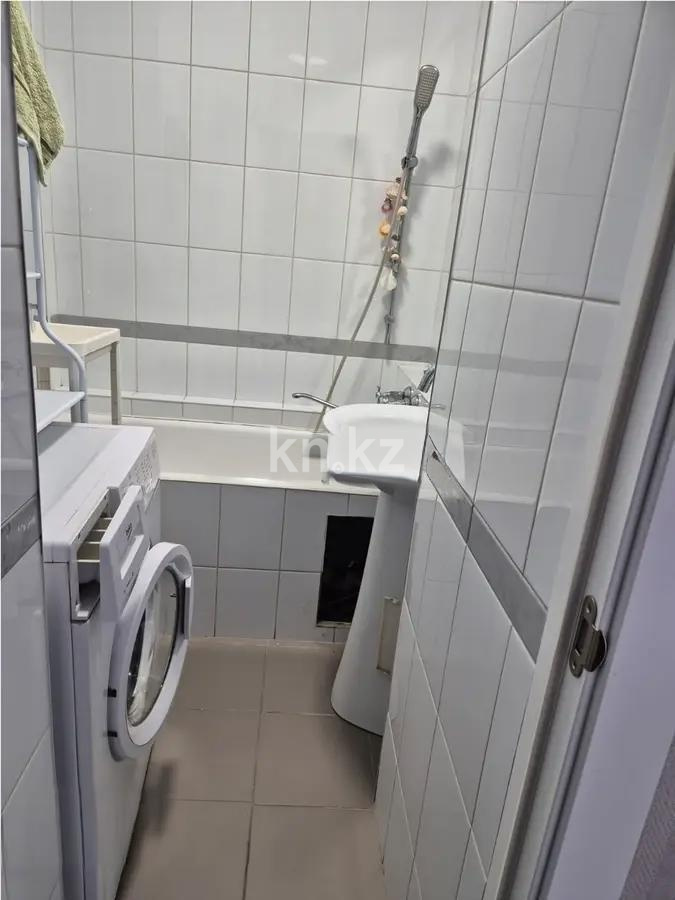 Продажа 3-комнатной квартиры, 80 м², мкр-н Самал-2, дом  51 в Алматы - фото 5