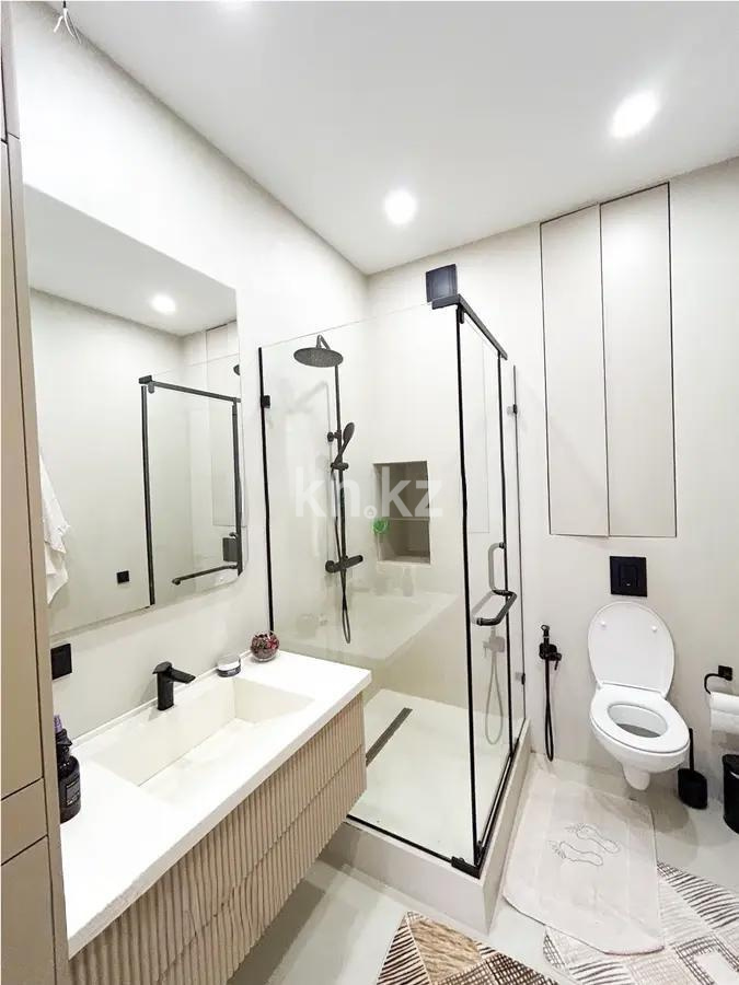 Продажа 4-комнатной квартиры, 132 м², ул. Варламова, дом  27а в Алматы - фото 6