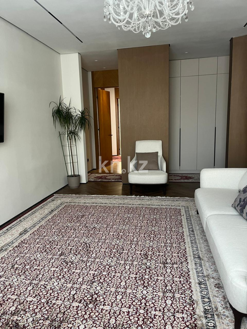 Продажа 4-комнатной квартиры, 127.7 м² в Астане - фото 6