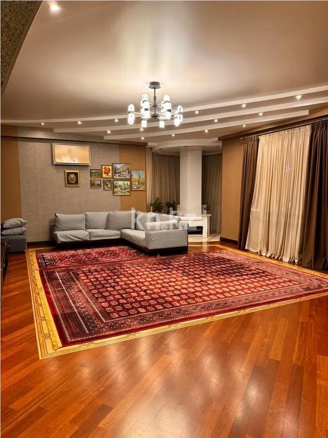 Продажа 4-комнатной квартиры, 200 м², мкр-н Керемет, дом  1/6 в Алматы
