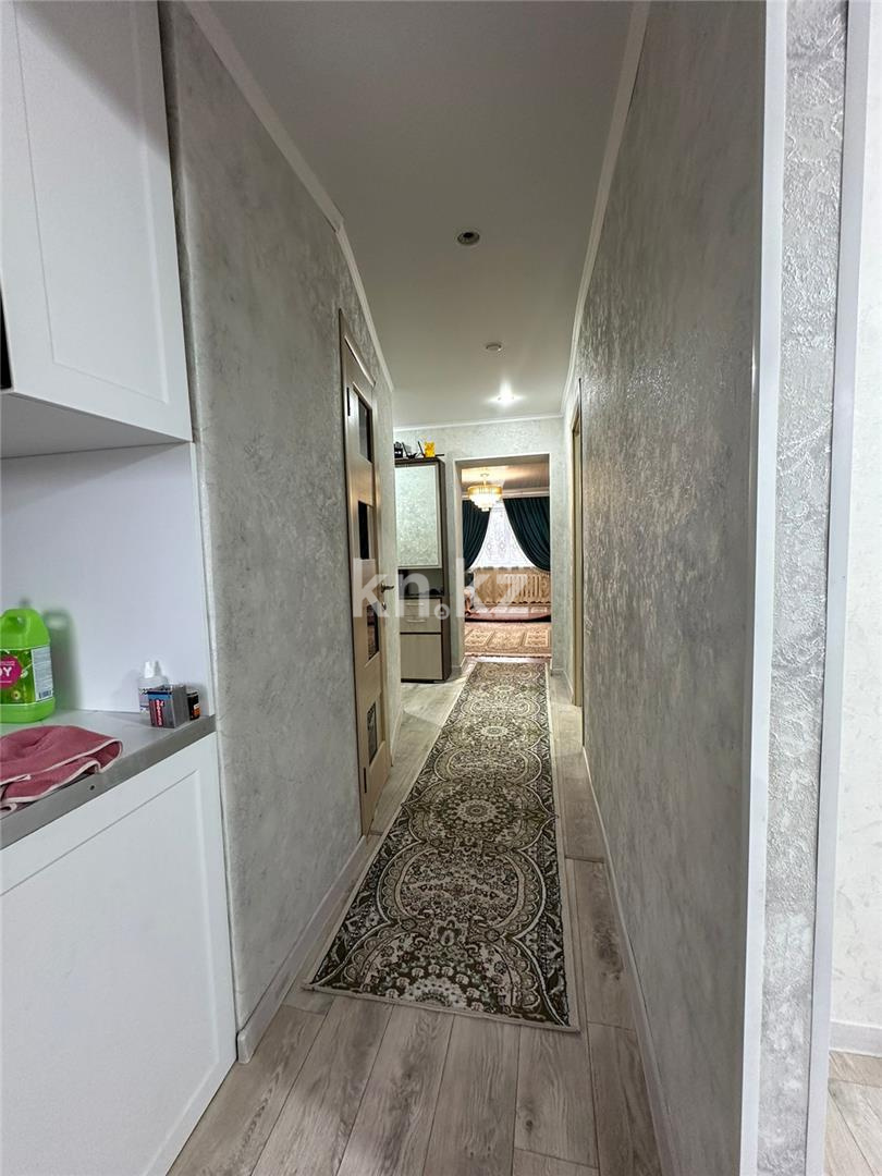 Продажа 3-комнатной квартиры, 60 м², 6-й мкр. в Караганде - фото 3
