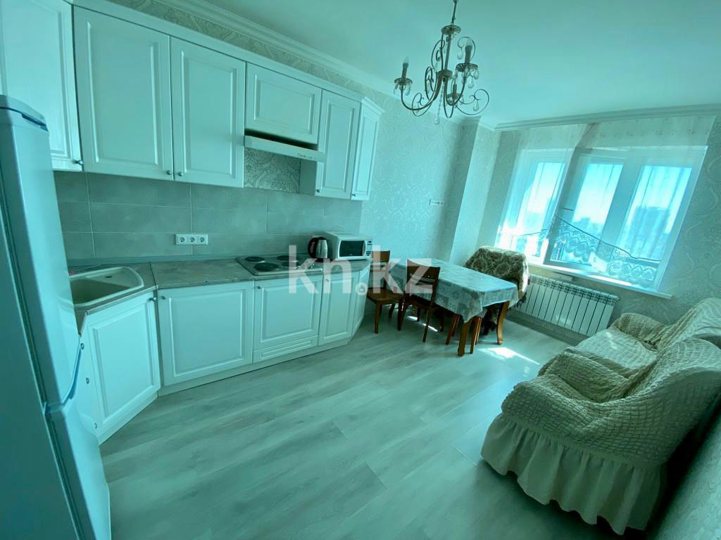 Аренда 2-комнатной квартиры, 66 м² в Астане