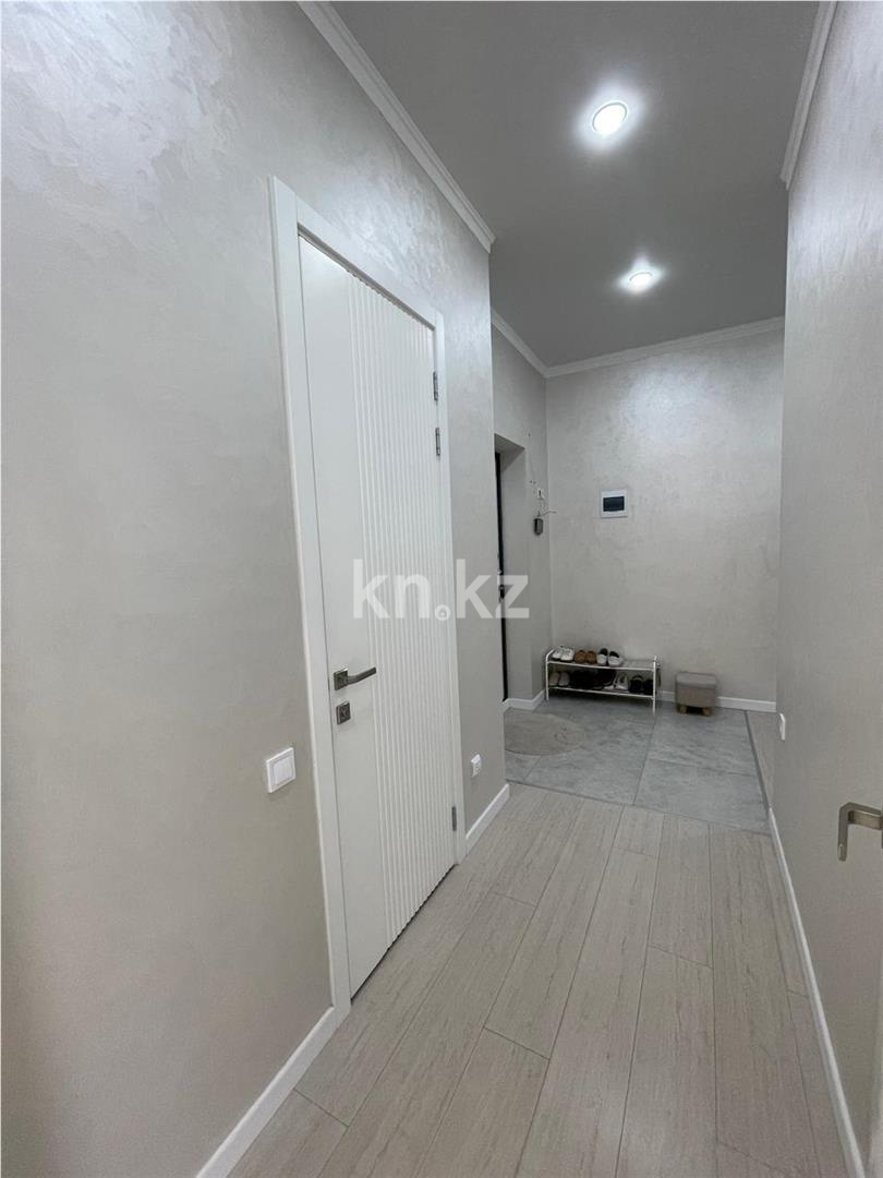 Продажа 2-комнатной квартиры, 59 м², ул. Муканова в Караганде - фото 13