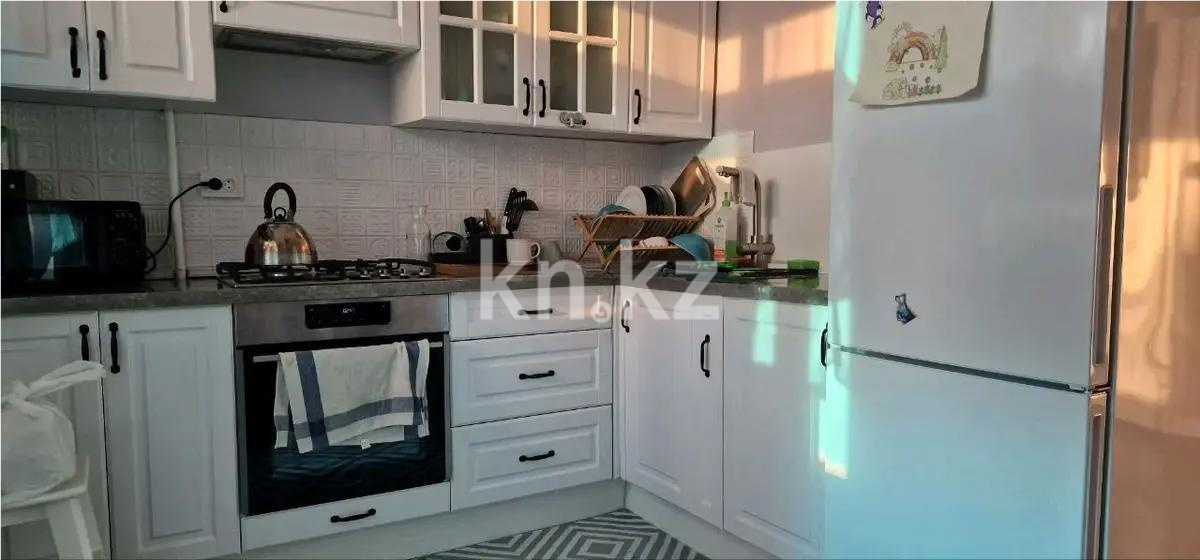 Продажа 3-комнатной квартиры, 73 м², мкр-н Мамыр-1, дом  5 в Алматы - фото 3