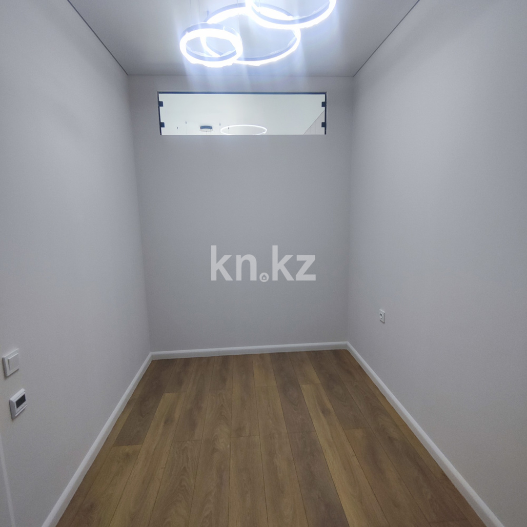 Продажа 3-комнатной квартиры, 57 м², ул. Навои, дом  200 в Алматы - фото 10