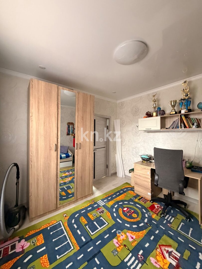 Продажа 3-комнатной квартиры, 62.8 м² в Караганде - фото 8