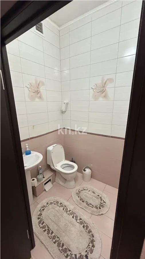 Продажа 2-комнатной квартиры, 74 м², ул. Брусиловского, дом  163 в Алматы - фото 8