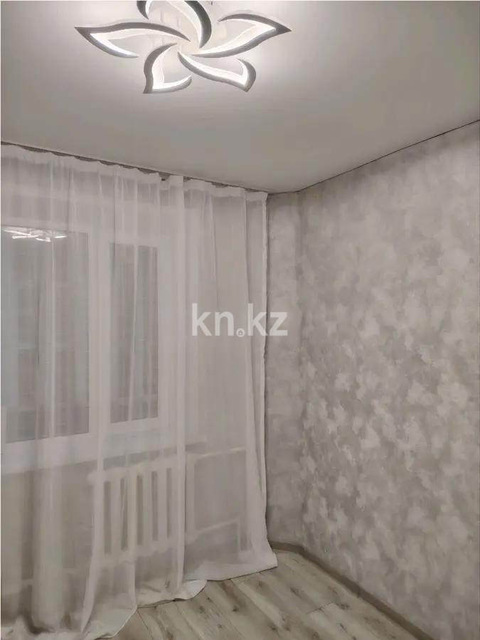 Продажа 1-комнатной квартиры, 38 м², мкр. Степной-2, дом  4/3 в Караганде - фото 2