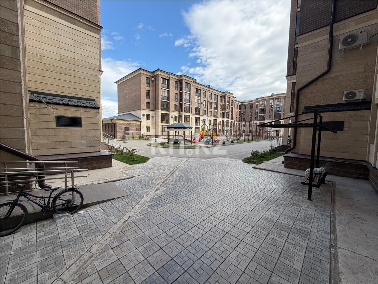 Продажа 4-комнатной квартиры, 118 м² в Караганде - фото 2