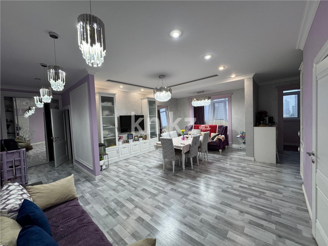 Продажа 2-комнатной квартиры, 81 м² в Астане