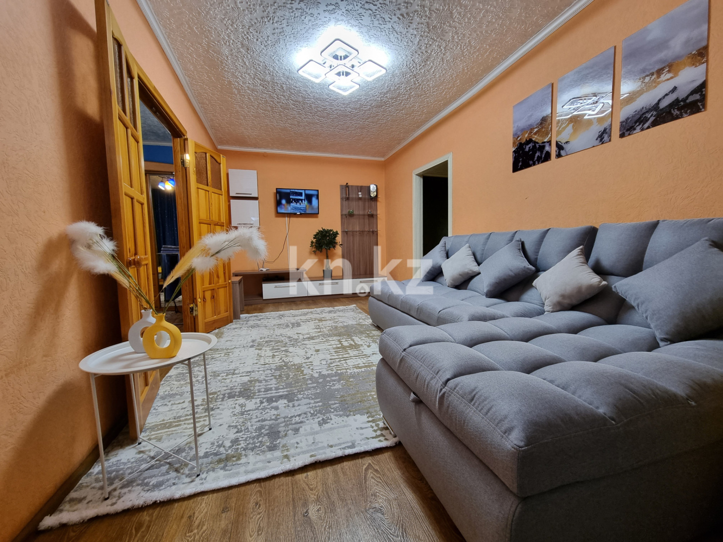 Аренда 2-комнатной квартиры посуточно, 48 м² в Усть-Каменогорске - фото 4