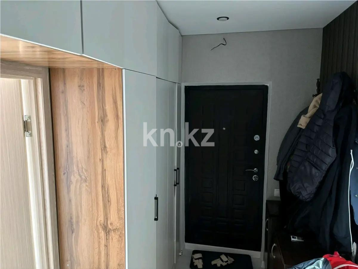 Продажа 1-комнатной квартиры, 40 м², пр. Кошкарбаева, дом  27 в Астане - фото 4