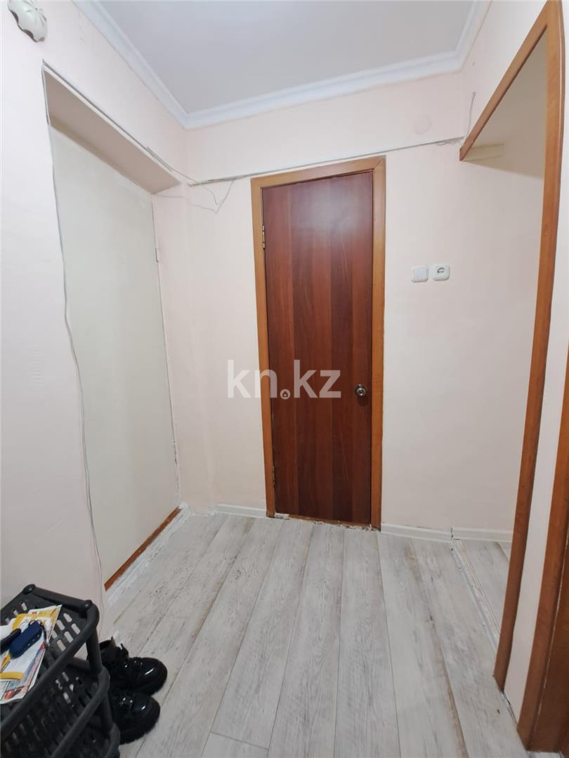 Продажа 1-комнатной квартиры, 36 м², мкр-н 18 в Караганде - фото 5