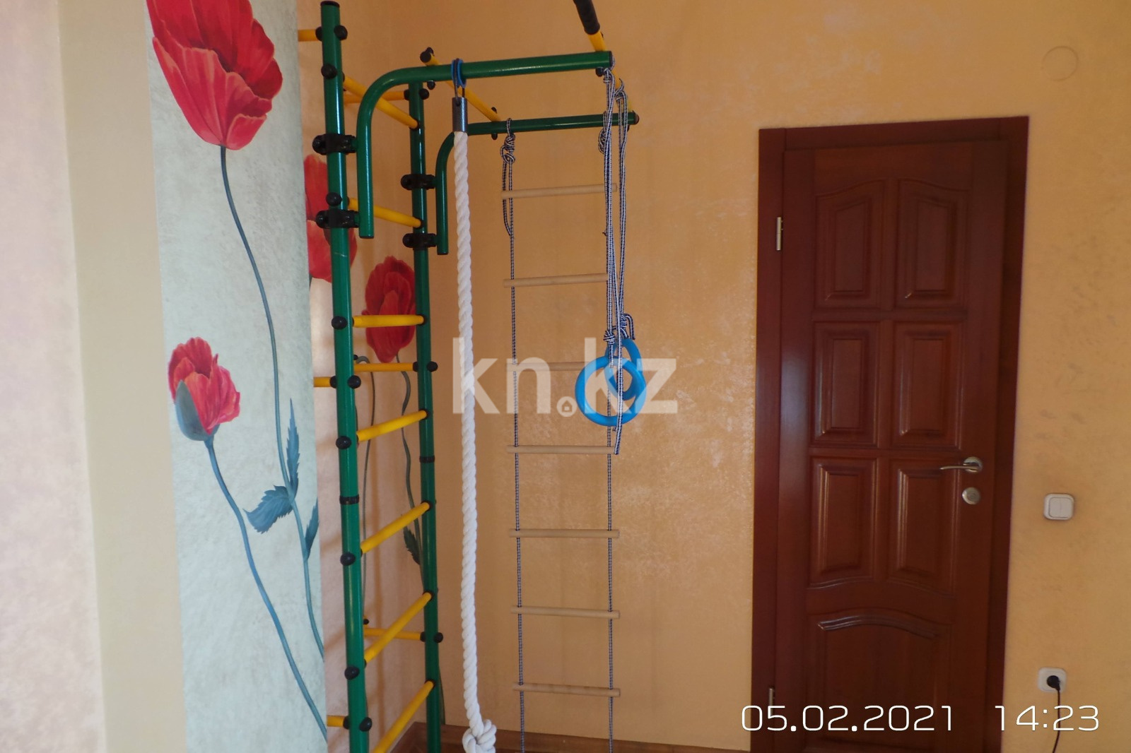 Продажа 4-комнатной квартиры, 105 м², мкр-н Мамыр-3, дом  17 - ул. Шаляпина в Алматы - фото 10