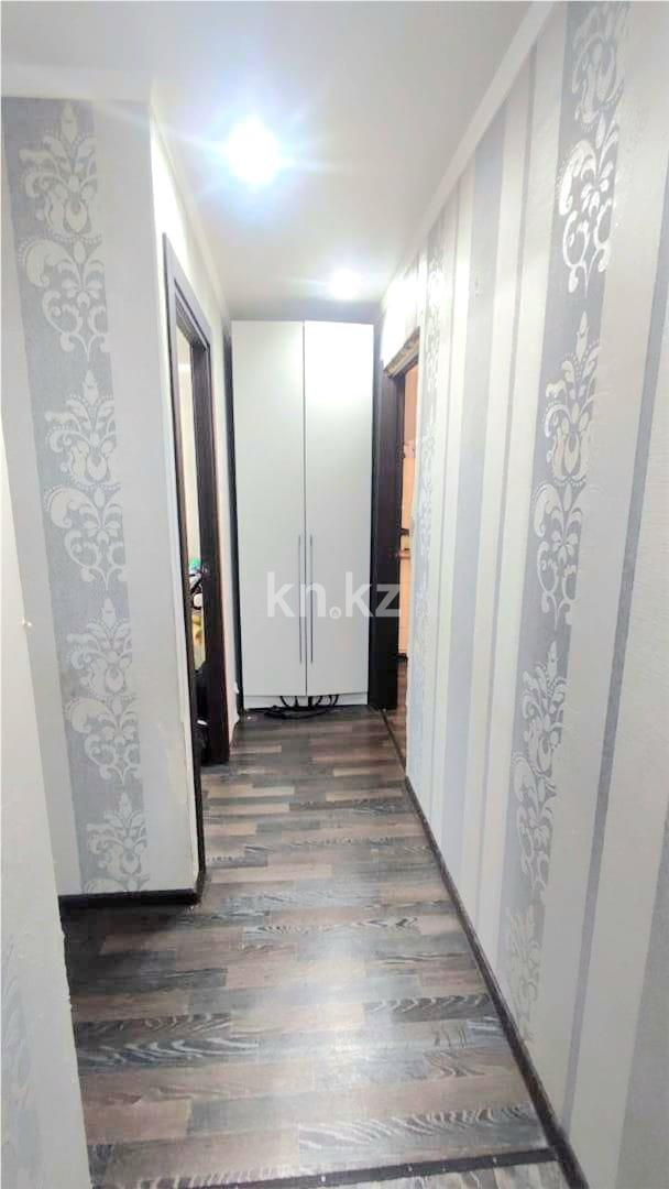 Продажа 2-комнатной квартиры, 43 м², 17 мкр. в Караганде - фото 7