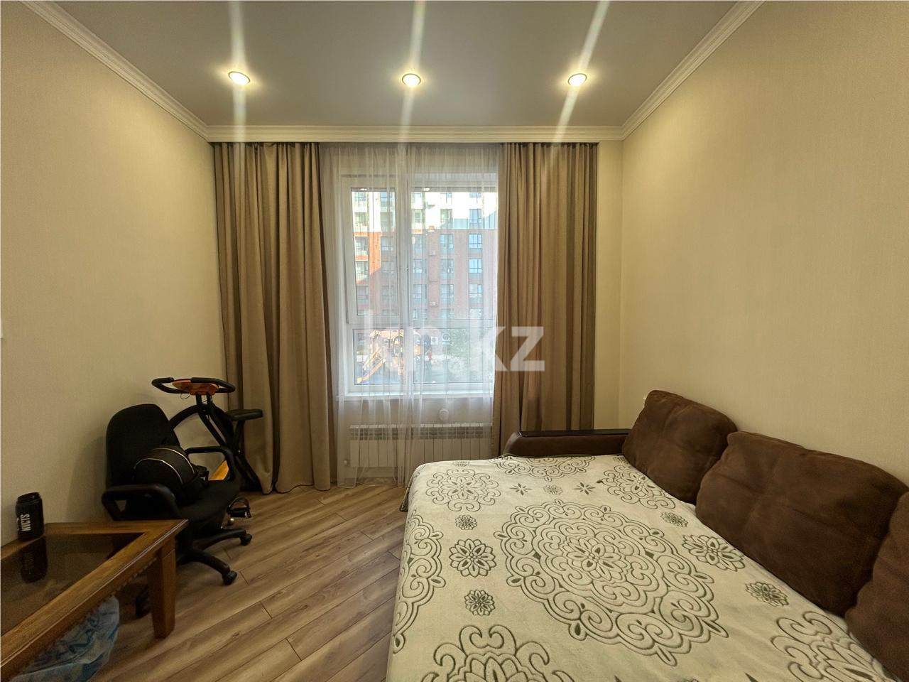 Продажа 3-комнатной квартиры, 100 м², ул. Бокейхана в Астане - фото 10