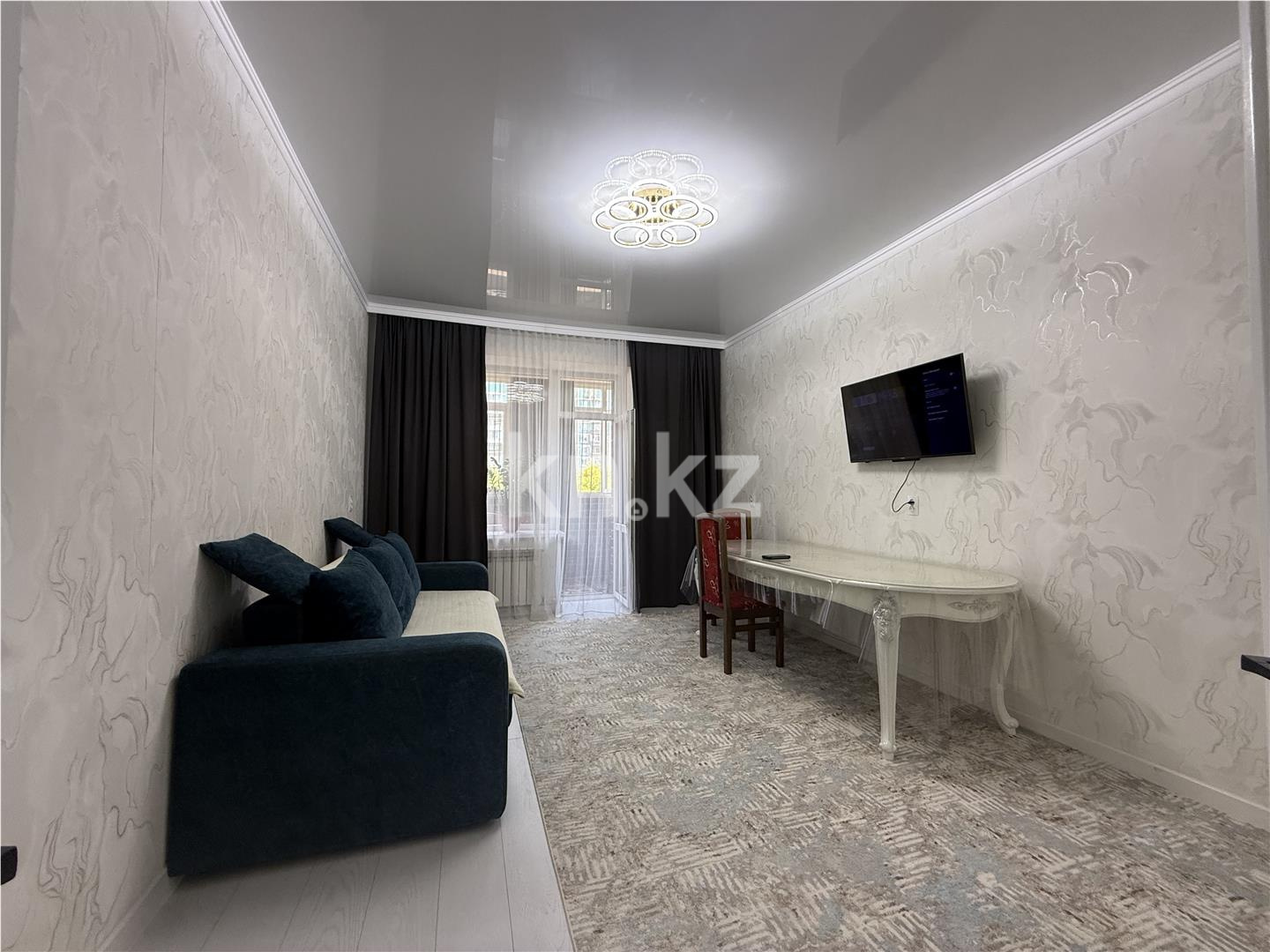 Продажа 3-комнатной квартиры, 90 м² в Караганде