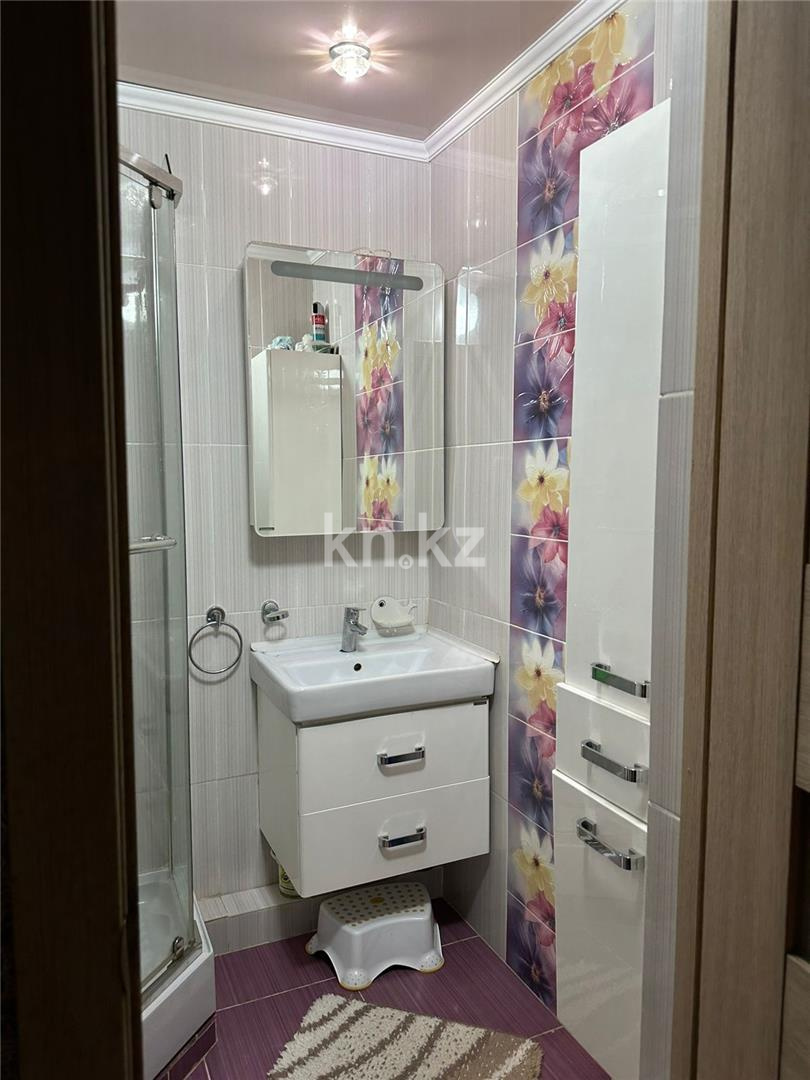 Продажа 2-комнатной квартиры, 58 м², ул. Ермекова в Караганде - фото 7