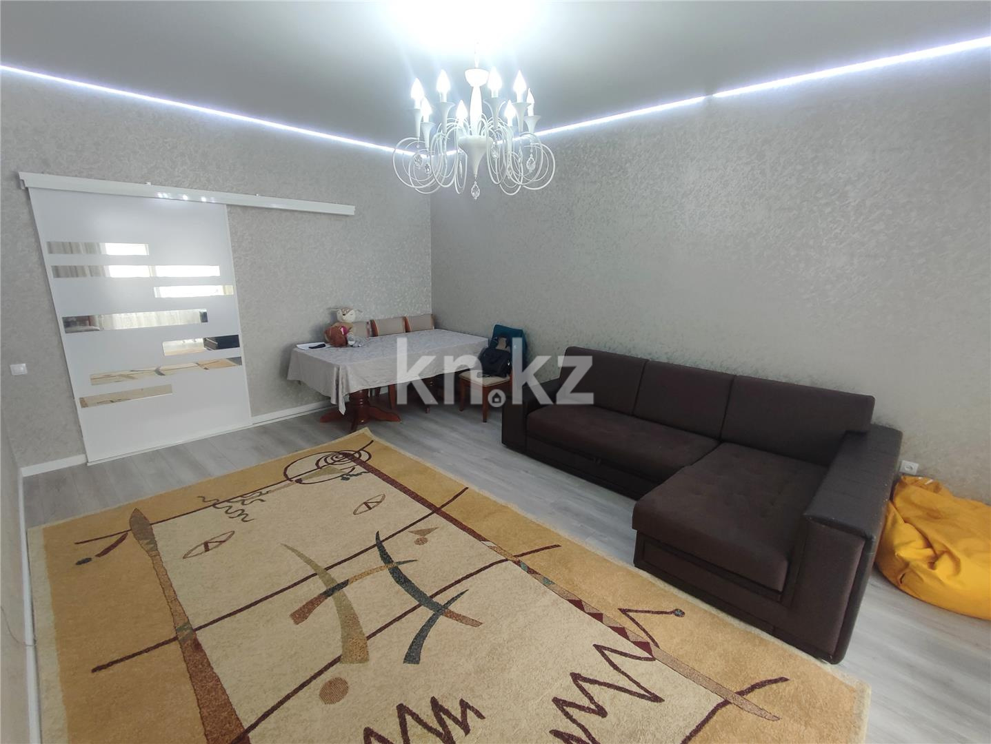 Продажа 3-комнатной квартиры, 100 м², ул. Таттимбета, дом  19/14 в Караганде - фото 2