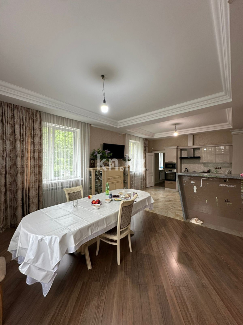 Продажа 10-комнатного дома, 605 м² в Алматы - фото 8
