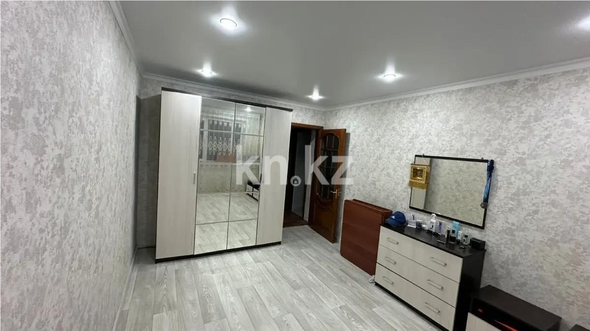 Продажа 2-комнатной квартиры, 54 м², мкр-н 15, дом  37 в Караганде - фото 2