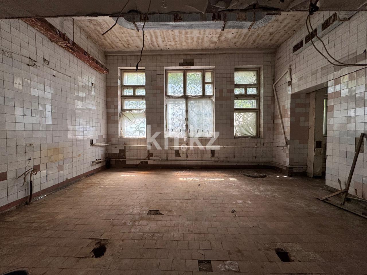 Продажа , 1000 м², ул. Фурманова, дом  21 в Темиртау