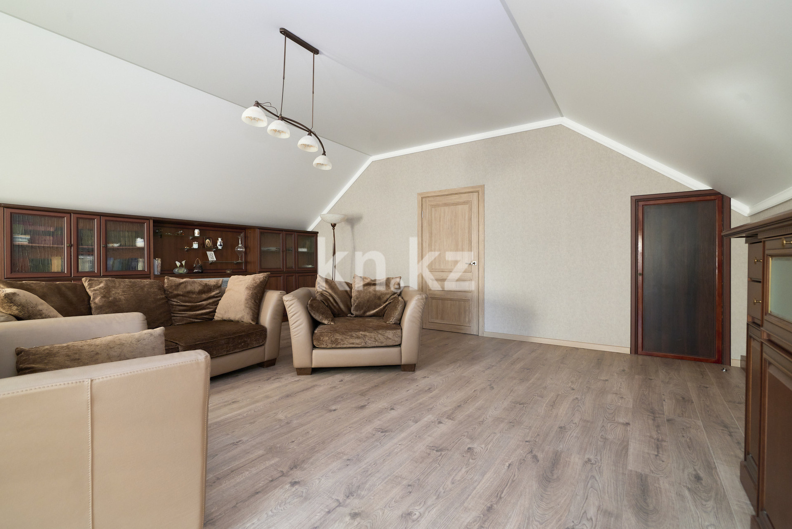Продажа 6-комнатного дома, 348 м² в Астане - фото 12