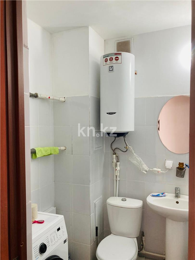 Продажа 2-комнатной квартиры, 54 м², ул. Ашимова в Караганде - фото 9