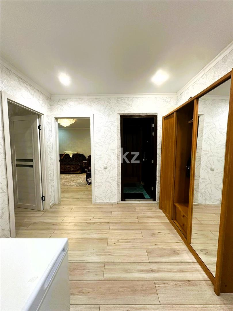 Продажа 3-комнатной квартиры, 63 м², ул. 9-й мкр. в Темиртау - фото 10