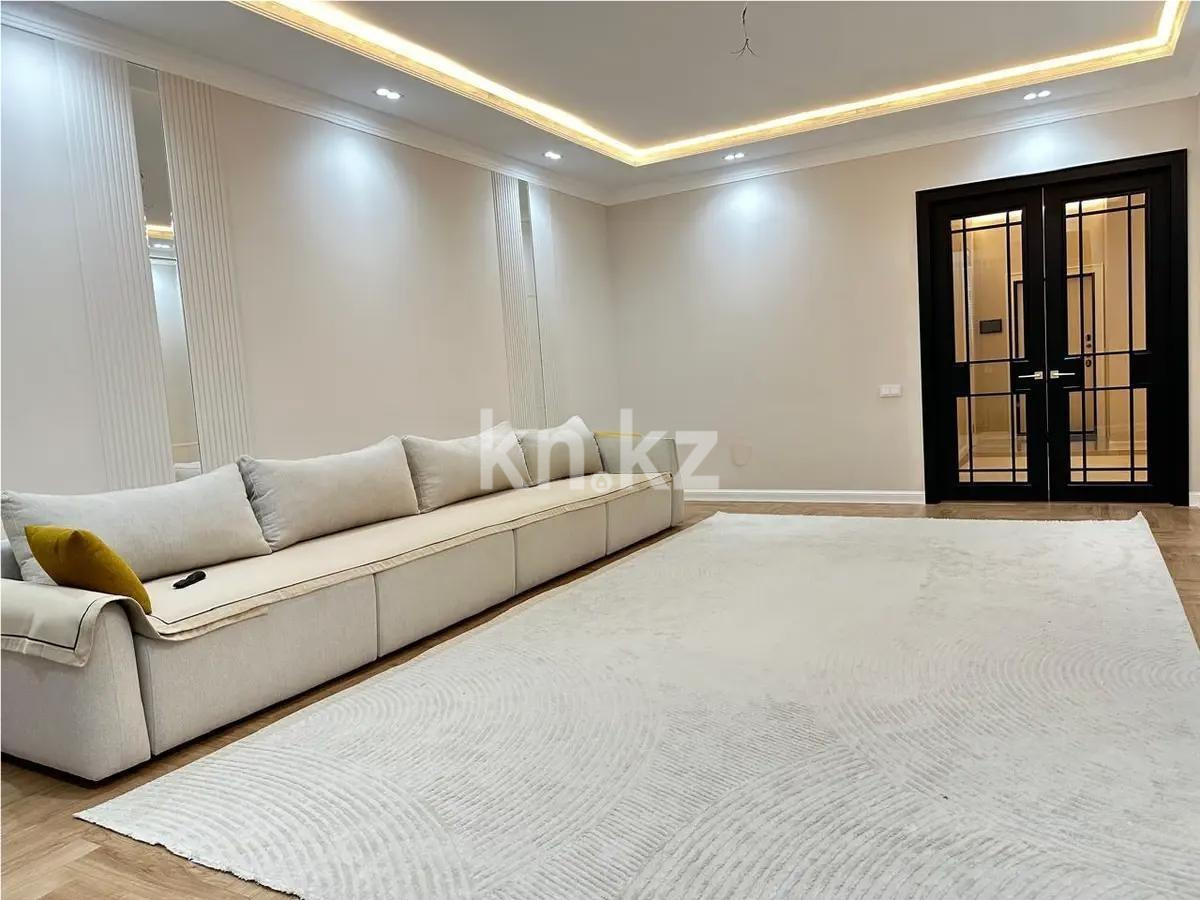 Продажа 4-комнатной квартиры, 137 м², пр. Гагарина, дом  277/7 в Алматы