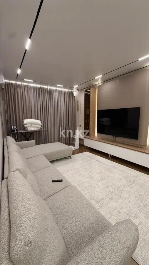 Продажа 2-комнатной квартиры, 65 м² в Алматы