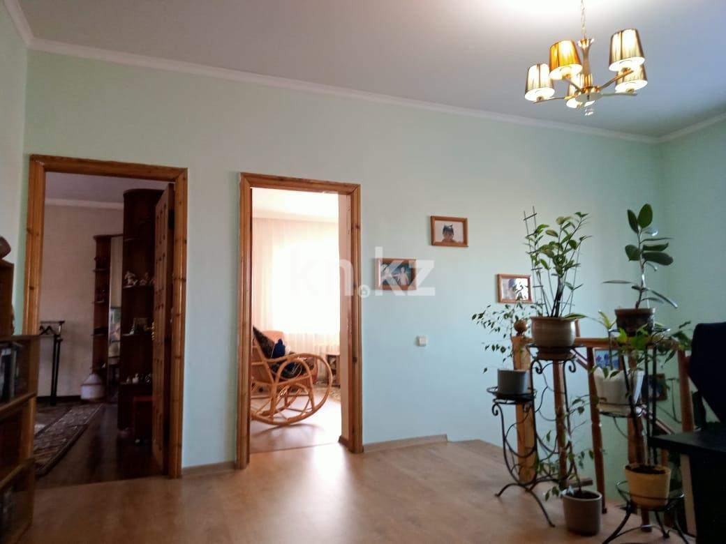 Продажа 5-комнатного дома, 274.6 м², ул. Доскея в Караганде - фото 12