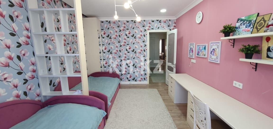 Продажа 5-комнатной квартиры, 150 м², мкр. Гульдер-1 в Караганде - фото 14