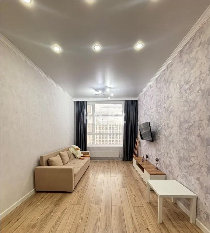 Продажа 1-комнатной квартиры, 38 м² в Астане
