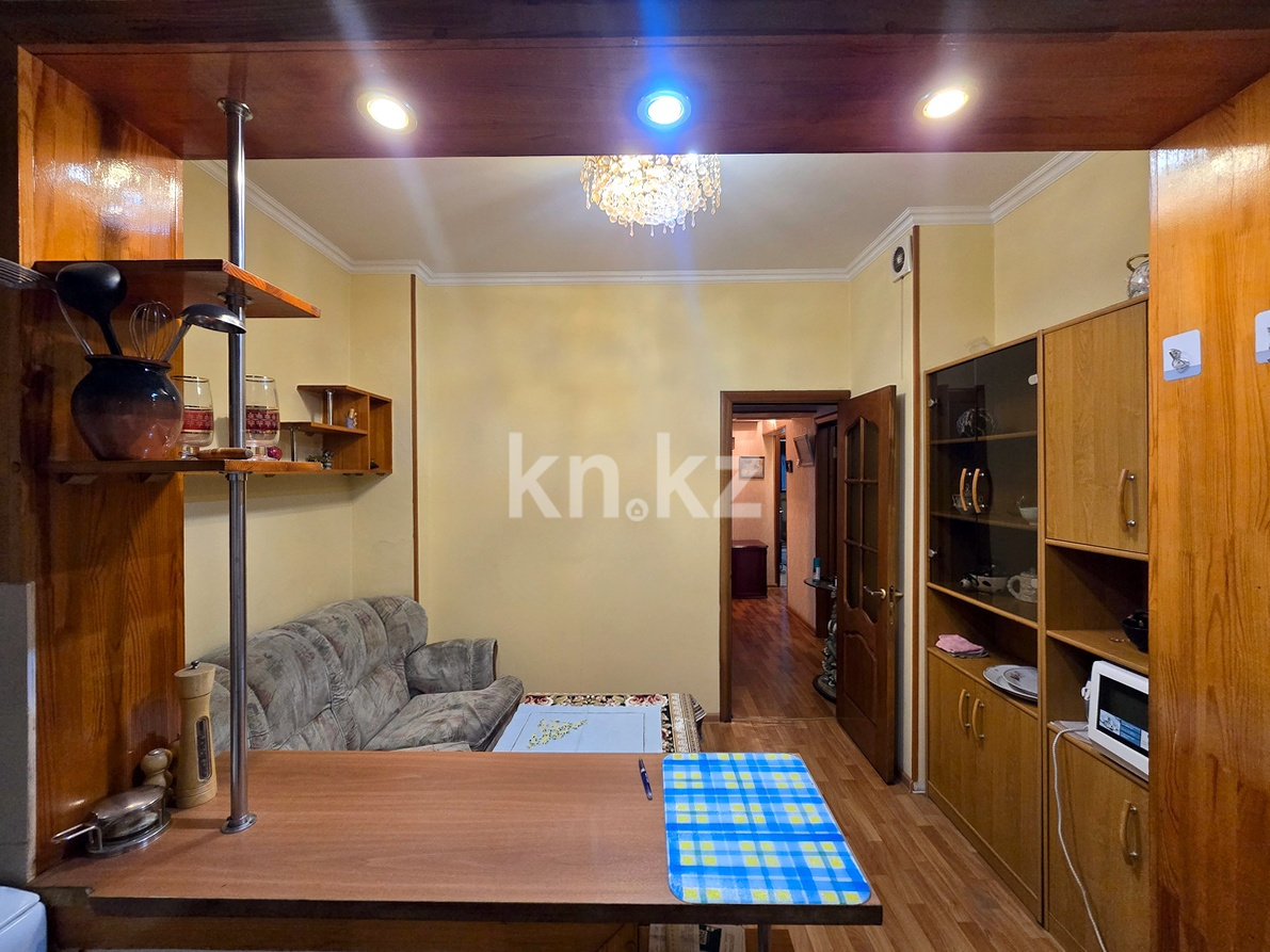 Продажа 2-комнатной квартиры, 52 м², ул. Торайгырова, дом  11А в Алматы - фото 3