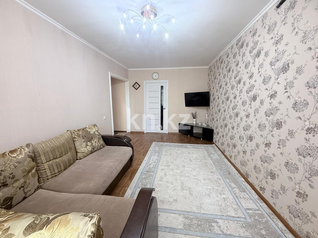 Продажа 2-комнатной квартиры, 45.3 м² в Уральске - фото 3