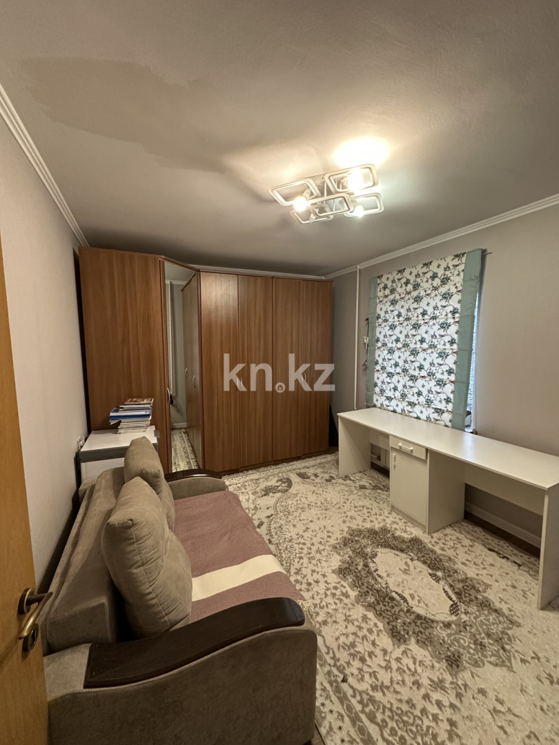 Продажа 3-комнатной квартиры, 57 м², ул. Исиналиева, дом  11 в Алматы - фото 4