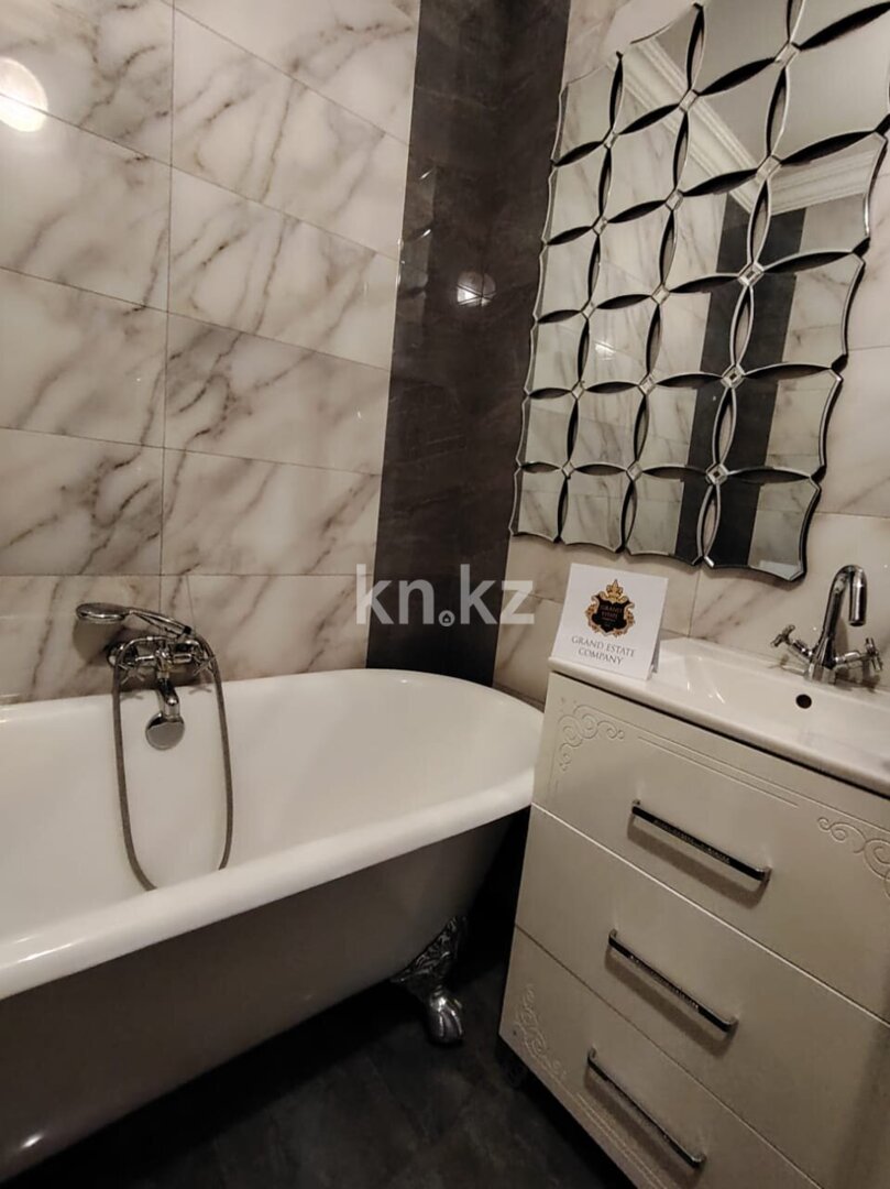 Продажа 2-комнатной квартиры, 60.7 м² в Алматы - фото 10