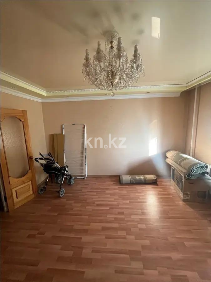 Продажа 4-комнатной квартиры, 77 м², мкр-н Степной-2, дом  4 в Караганде