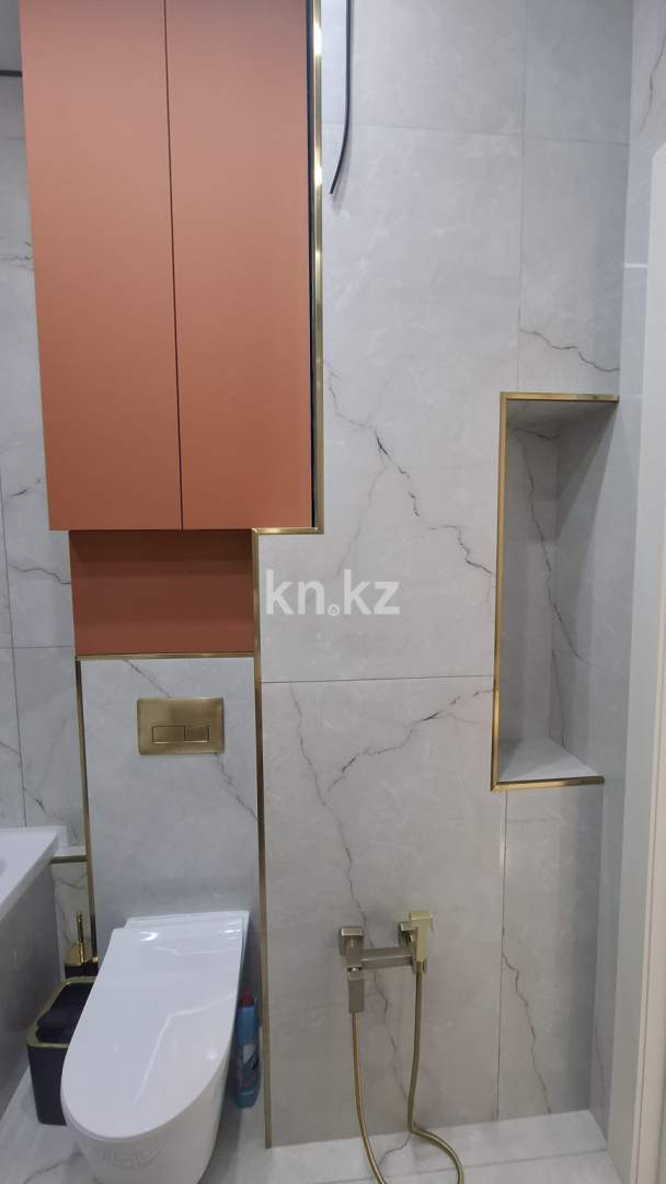 Продажа 2-комнатной квартиры, 62 м² в Караганде - фото 19