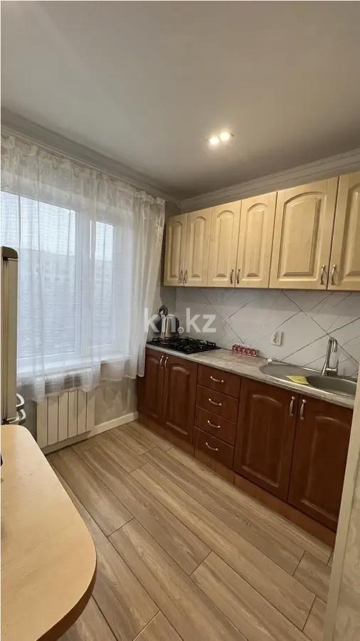 Продажа 2-комнатной квартиры, 45 м², мкр. Аксай-2, дом  24 в Алматы - фото 2