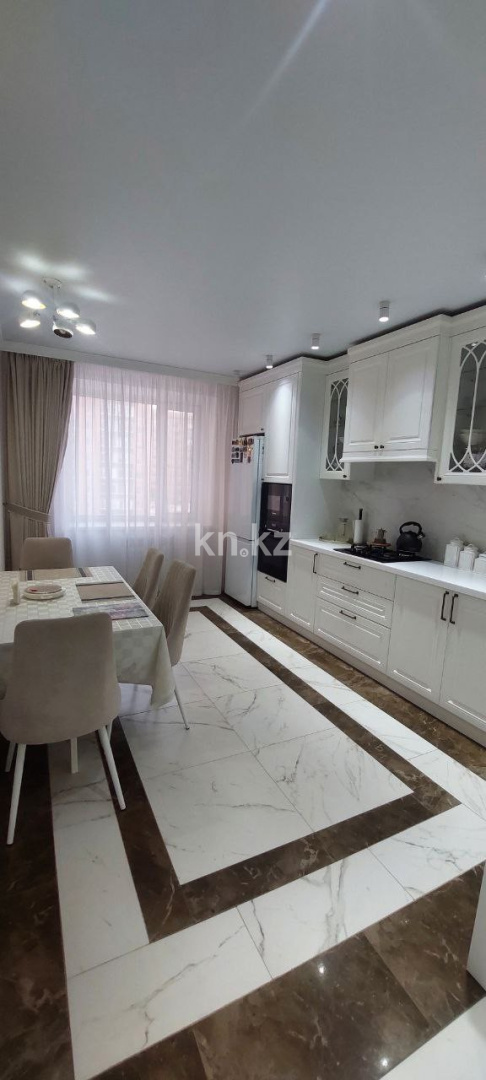 Продажа 3-комнатной квартиры, 119.9 м², мкр-н Береке, дом  53 в Костанае - фото 3