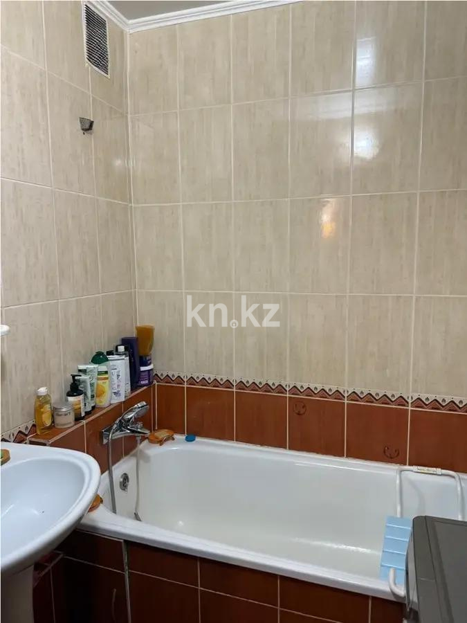 Продажа 4-комнатной квартиры, 77 м², ул. Таттимбета, дом  15 в Караганде - фото 6