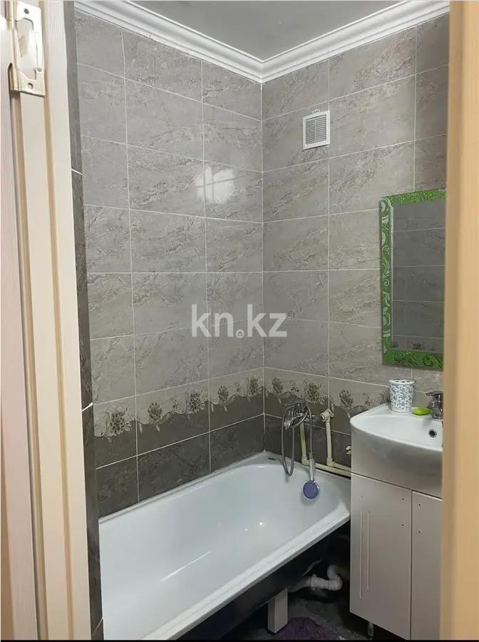 Продажа 1-комнатной квартиры, 38 м², ул. Ермекова, дом  60 в Караганде - фото 2