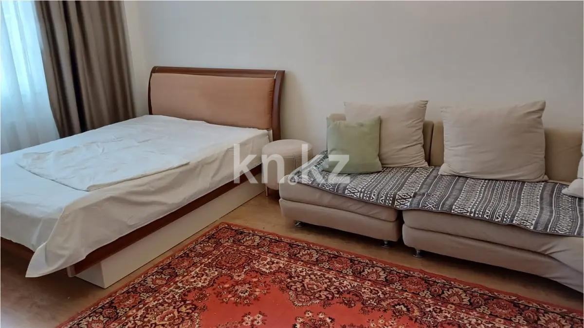 Продажа 1-комнатной квартиры, 39 м², пр. Кошкарбаева, дом  13 в Астане