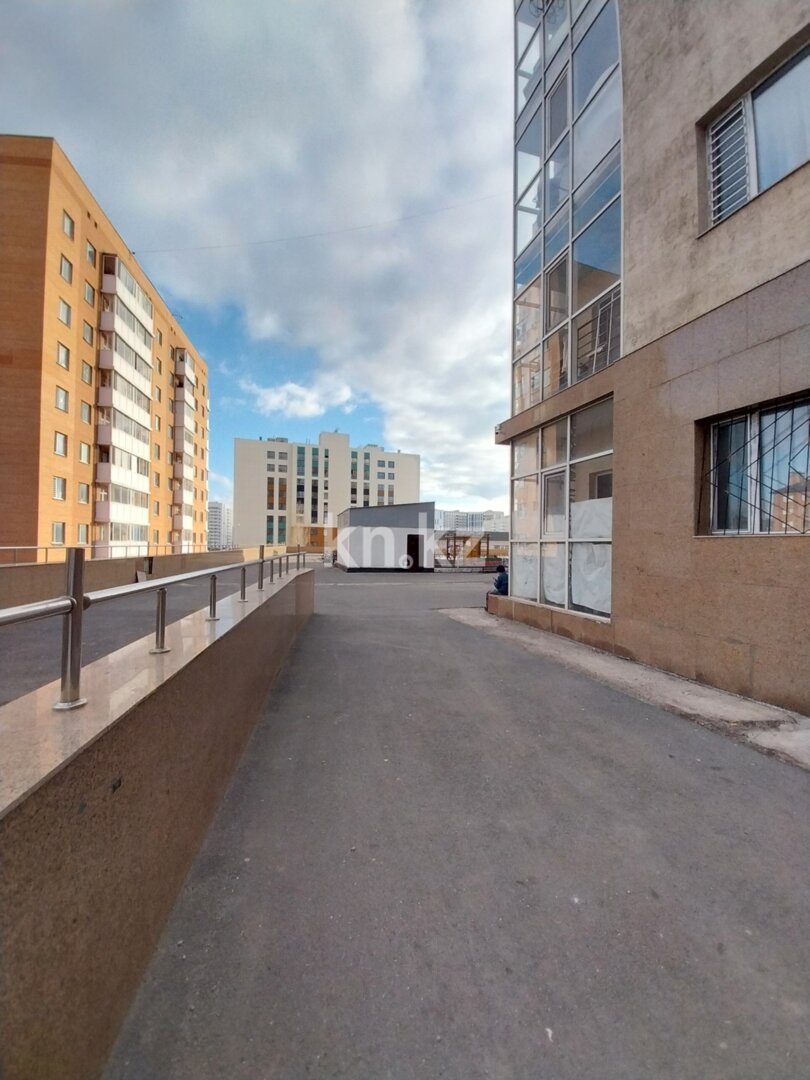 Продажа 3-комнатной квартиры, 105.9 м² в Астане - фото 25