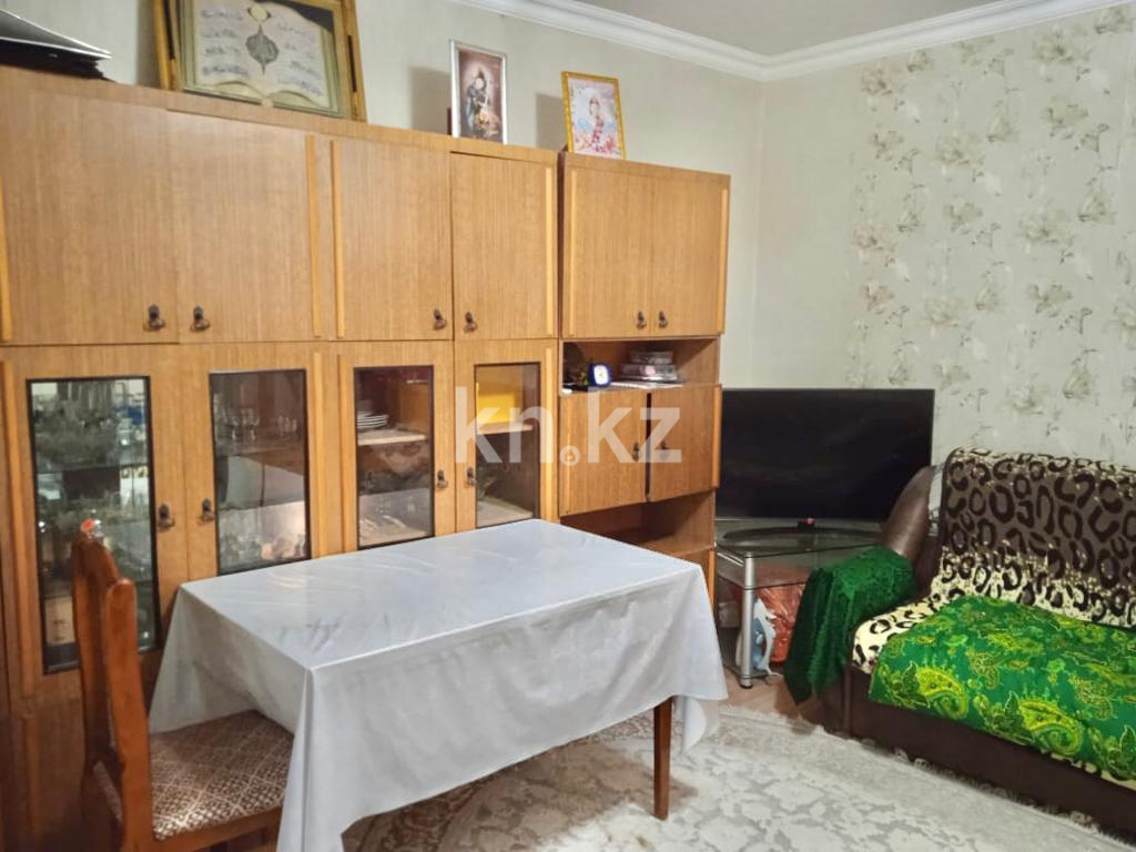 Продажа 3-комнатной квартиры, 60 м², мкр-н Восток-3 в Караганде - фото 3